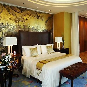 A Family Hotel Luxury Villas Near Igi Airport